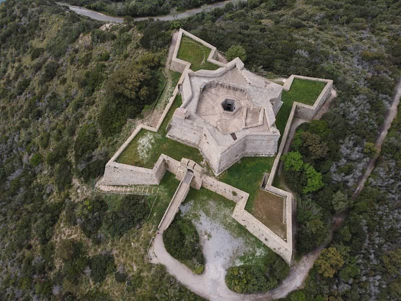 Fort Stella - Image 1