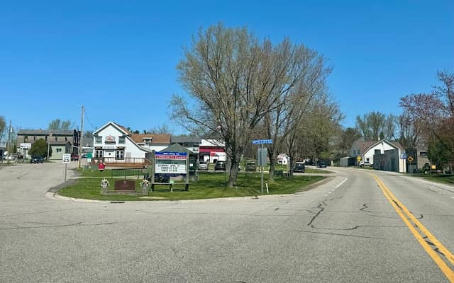 Briggsville - Image 1