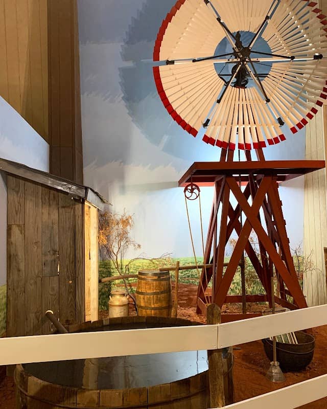 Jimmy Dean Museum - Image 2