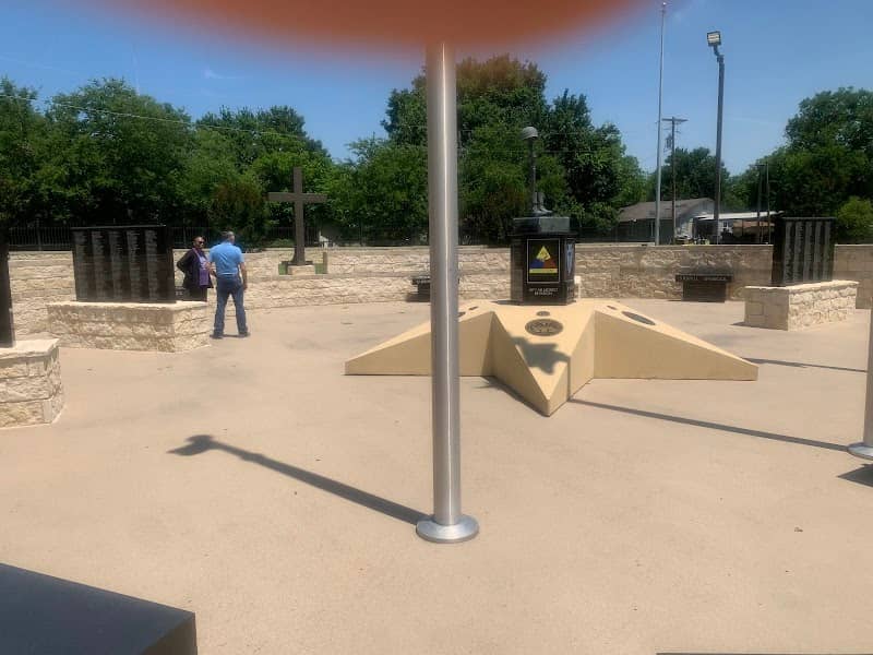 Veterans Memorial Park - Image 1