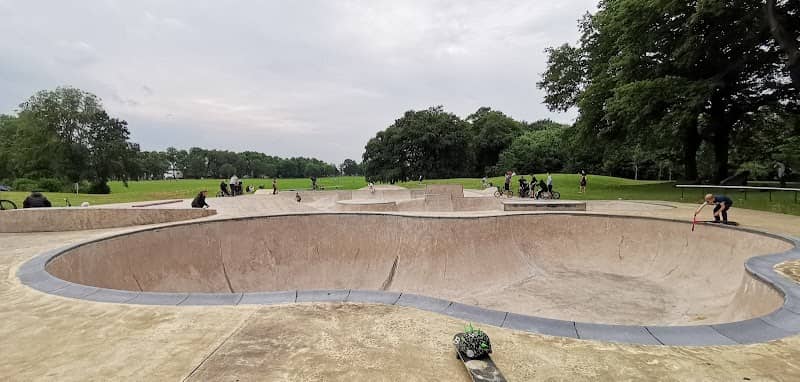 Moor Park - Image 2