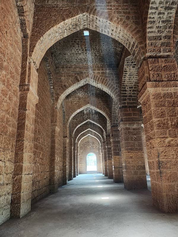 Panhalagad - Image 1