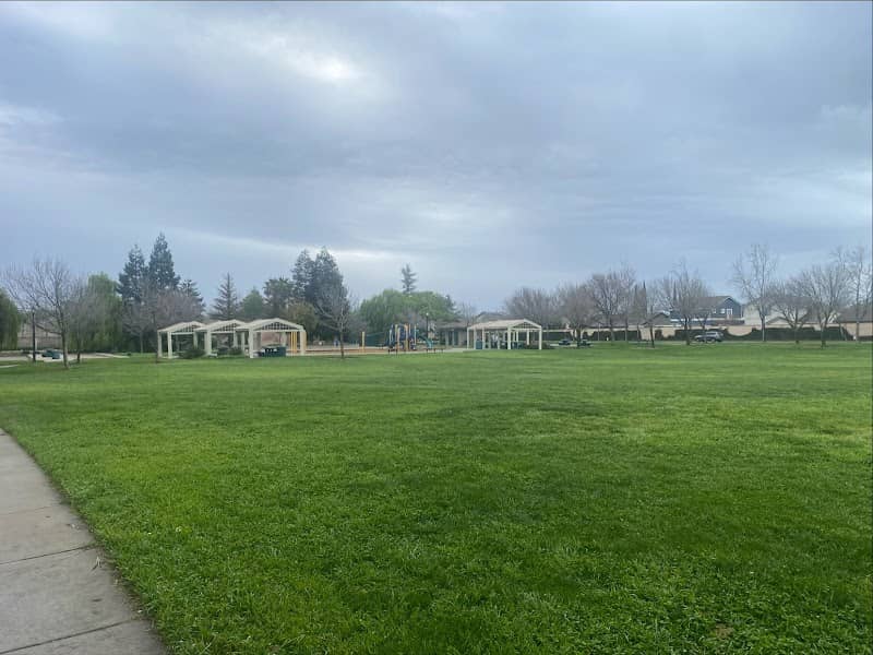 Galli Family Park - Image 1