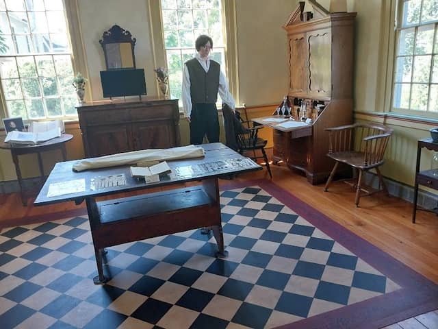 Poplar Hill Mansion - Image 2