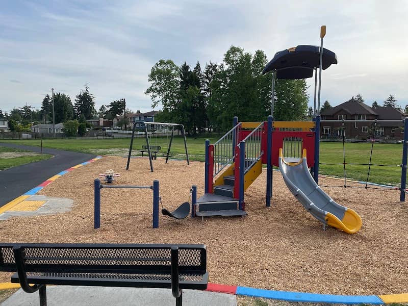 Riverton Heights Park - Image 1