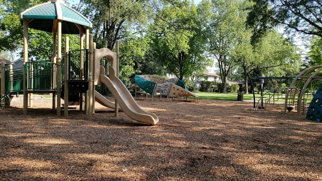 Christina Tree - Appleseed Park - Image 1