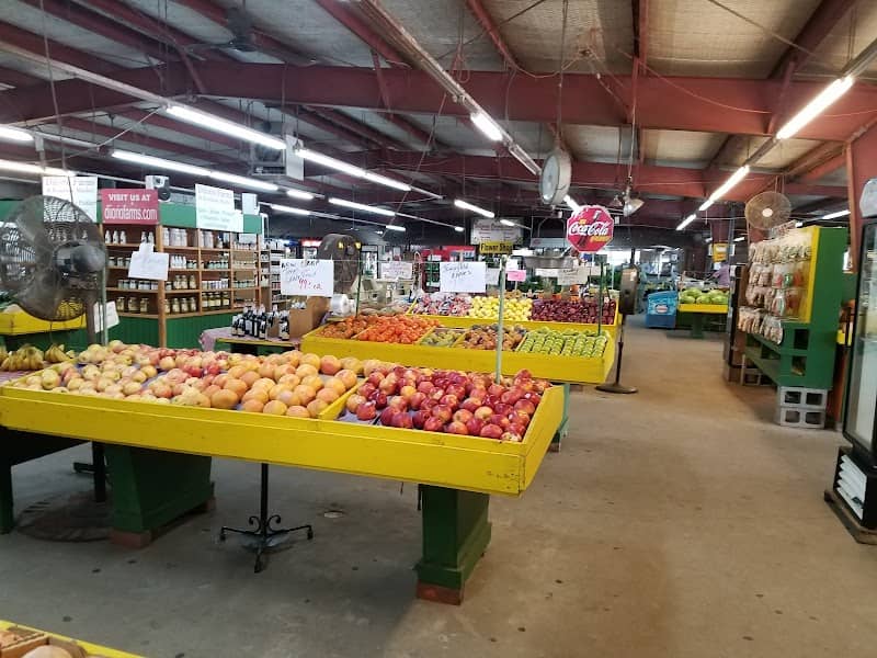 DiIorio Farms Partnership/Farmers Market - Image 2