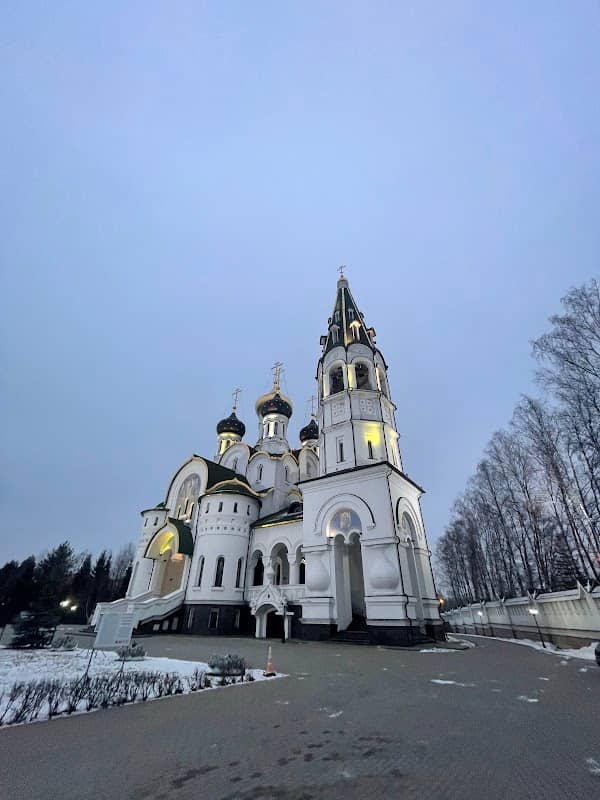 Bratskaya Mogila I Pamyatnik Voinam Vov - Image 1
