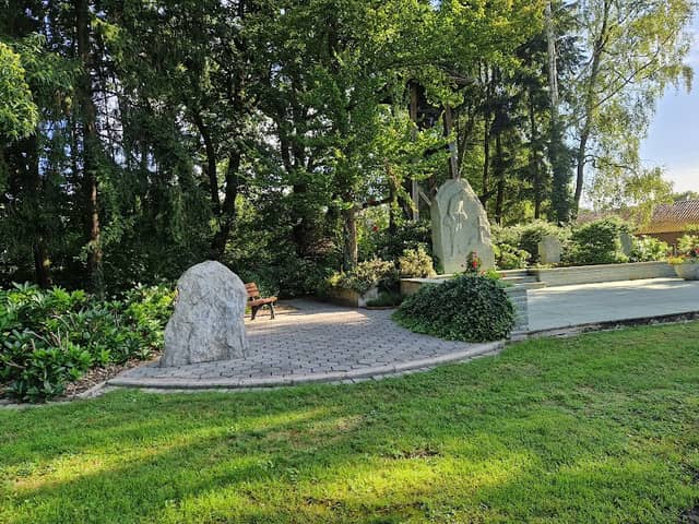 Kriegerdenkmal - Image 2