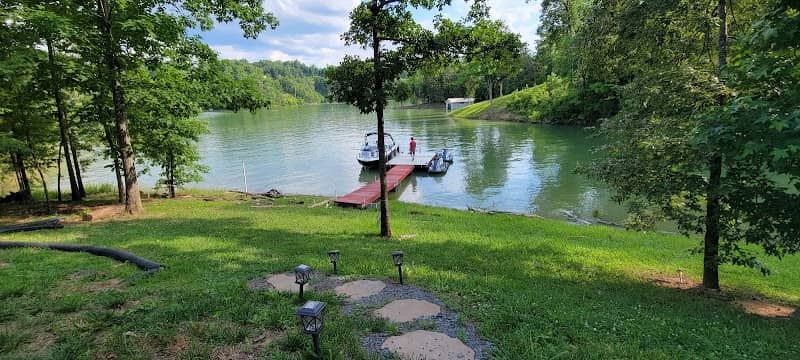 Douglas lake - Image 1