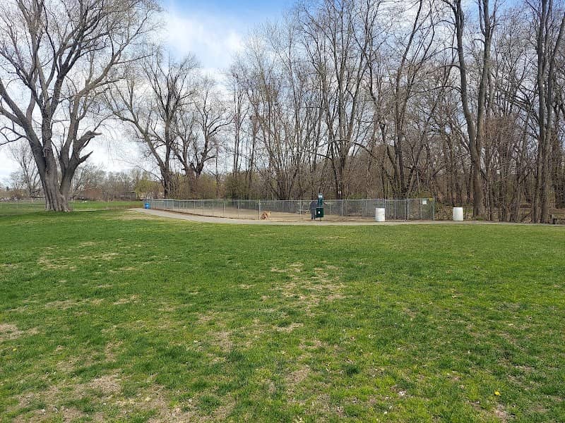 Riverside Dog Park - Image 1