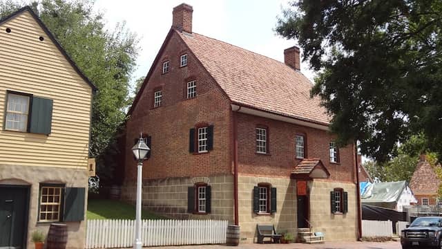 Historic Town of Salem - Image 3