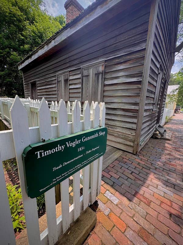 Historic Town of Salem - Image 2