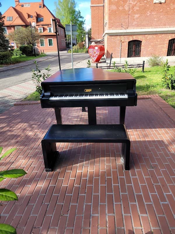 The piano at the Rybnik County Office - Image 2