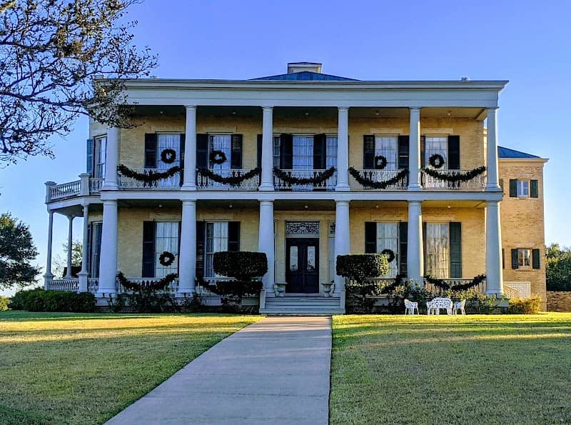 Giddings Stone Mansion - Image 3