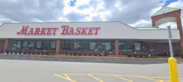 Haverhill Plaza Shopping Center - Image 1