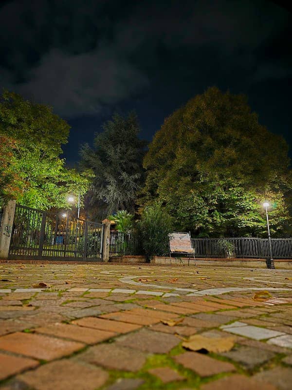 Villa Comunale - Casoria - Image 1