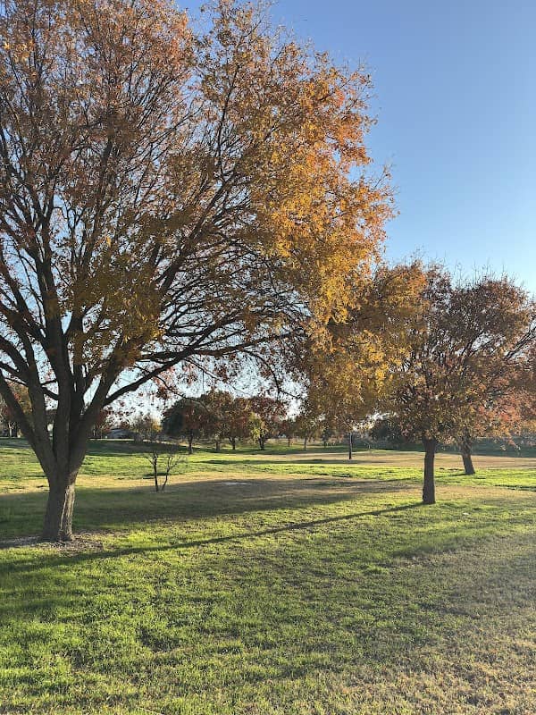 Lakeview Park - Image 1