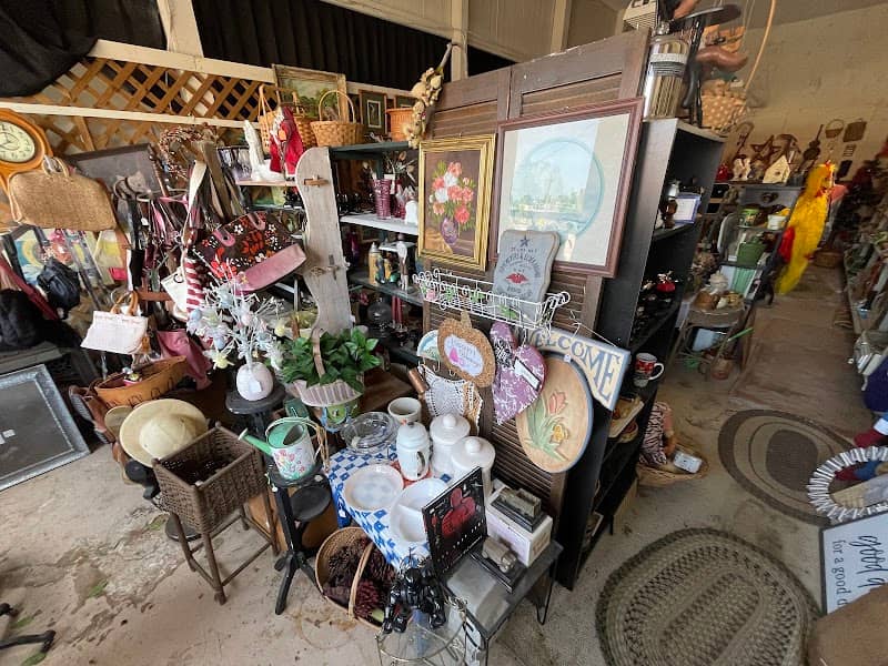 Englewood Textile Museum - Image 2