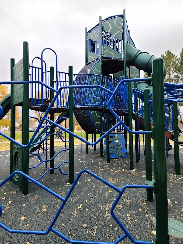Lincoln Park - Image 5