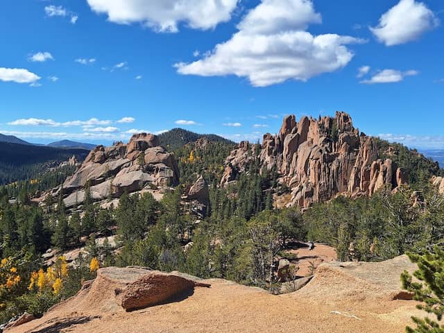 Crags Trail Head - Image 1
