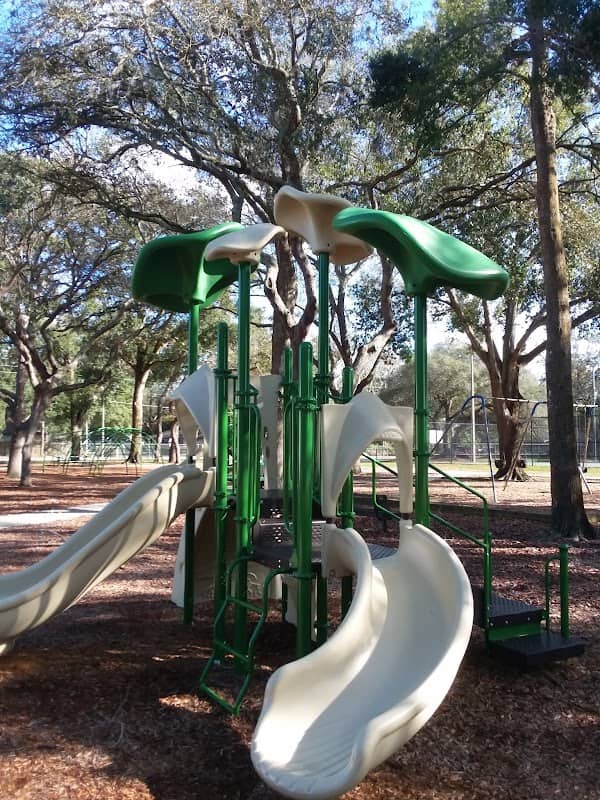 Vignetti Park - Image 2