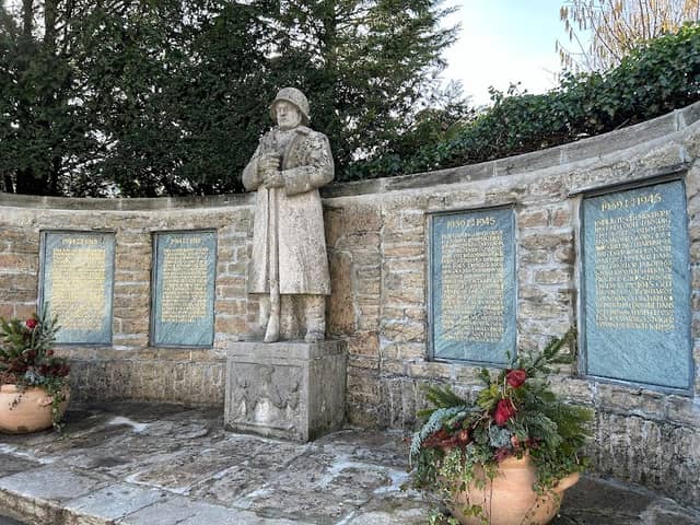 War memorial - Image 1