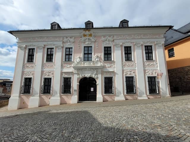 Museum of Folk Art mining - Image 1