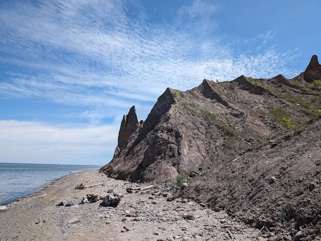 Chimney Bluffs State Park - Image 2