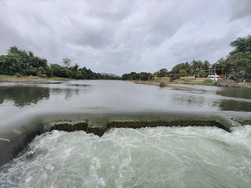 Hiren River Small Dam Tourist attraction - Image 1