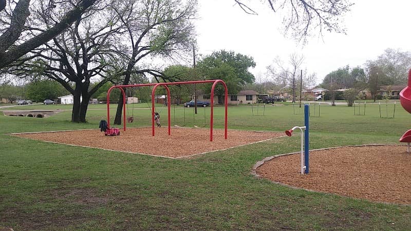 Kern Park - Image 1