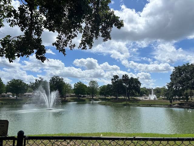 Earl Brown Park - Image 3
