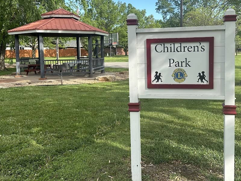 Childrens Park - Image 3