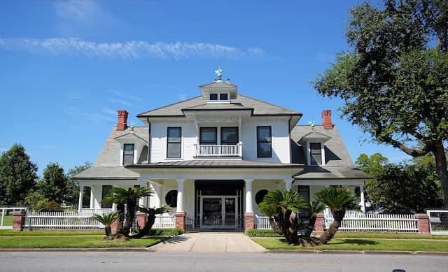 The McFaddin-Ward House Historic Museum - Image 3