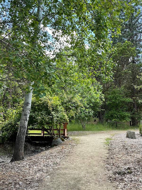 Beekman Arboretum - Image 1
