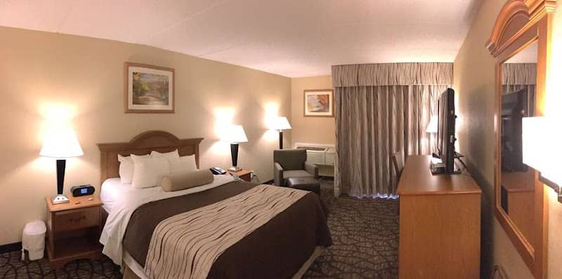 Best Western Clifton Park - Image 2
