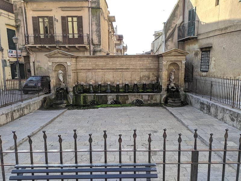Fontana Grande - Image 1