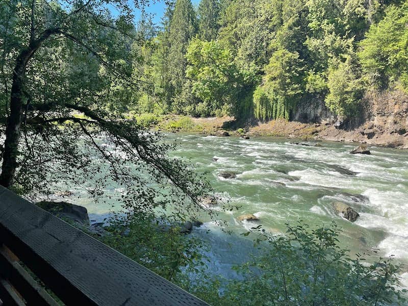 Snoqualmie Falls Higher Observation Deck - Image 1