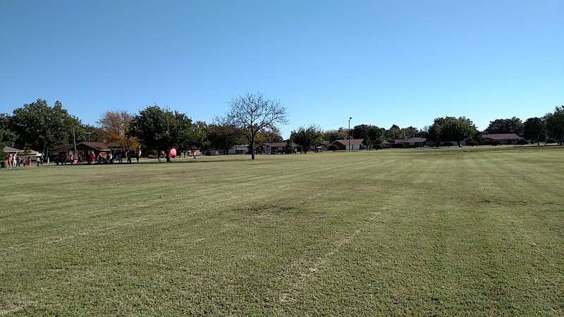 Crescent Park - Image 1