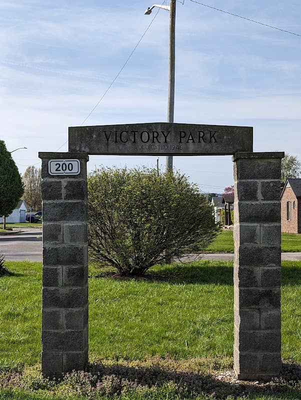 Victory Park - Image 1