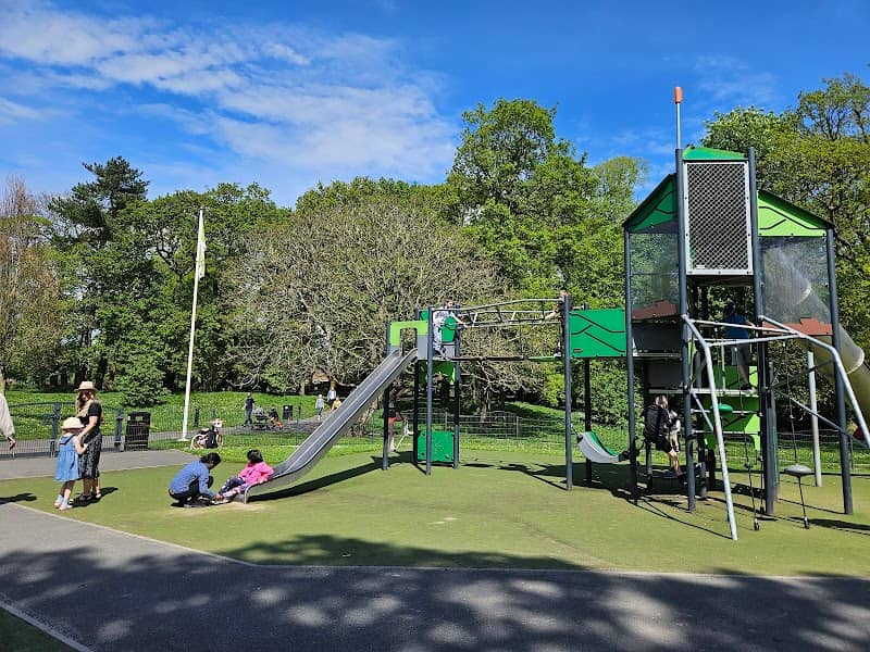 Hurst Grange Park - Image 2