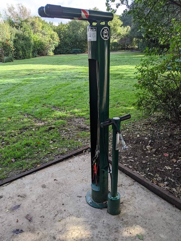 Triangle Park - Image 1