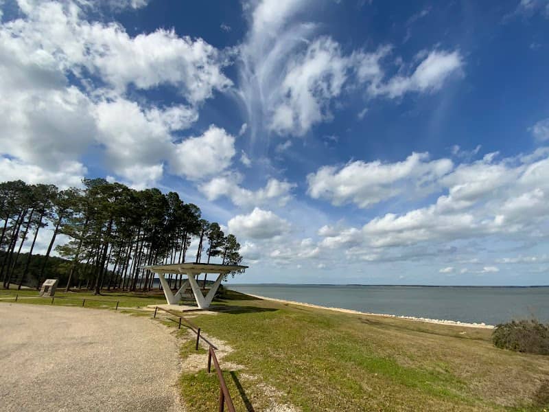 Overlook Park - Image 1
