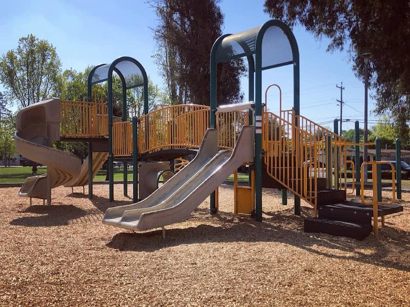 Ruus Park - Image 1