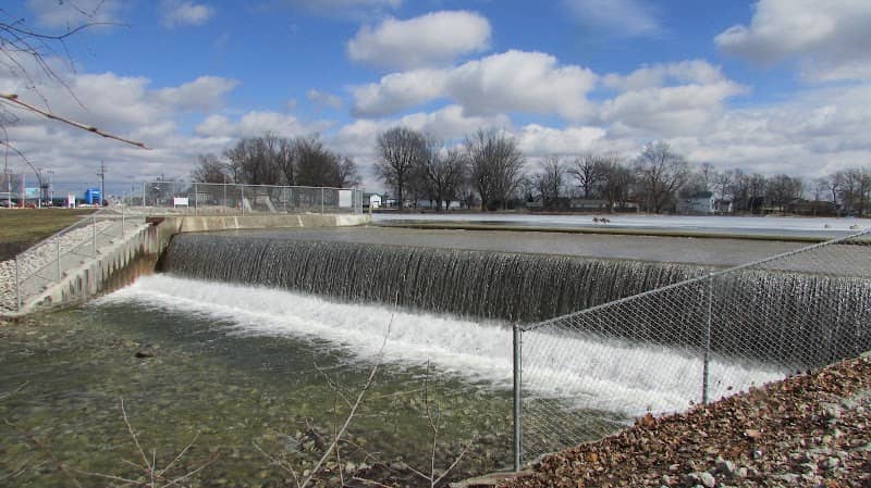 Lakeside Park - Image 1