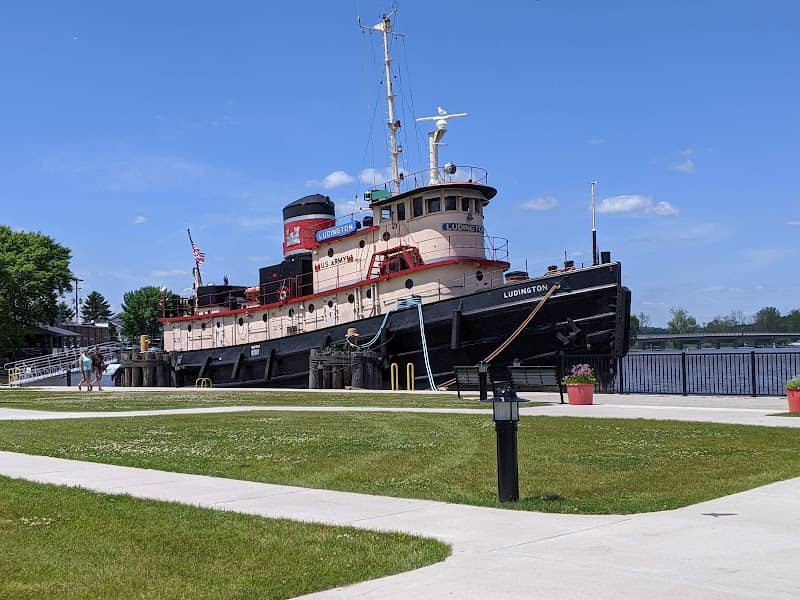 Harbor Park - Image 1