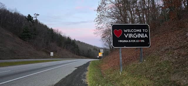 Welcome to Virginia sign - Image 3
