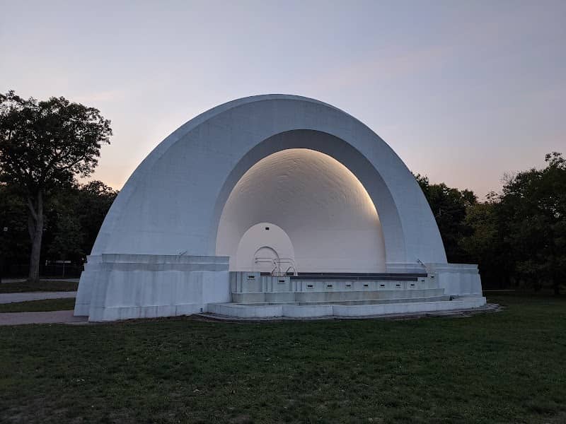 Oleson Park Music Pavilion - Image 2