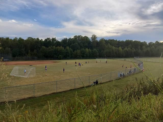 Highland Drive Park - Image 1