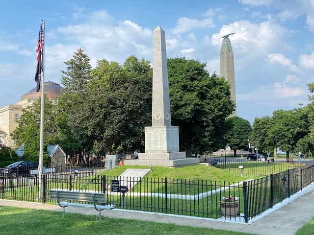 MacDonough Monument - Image 1